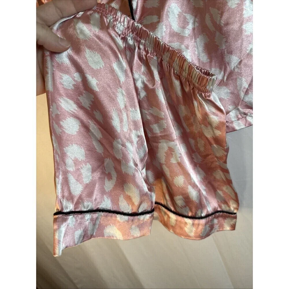 Pink And White Print 2 Piece Set Size 3T Preowned